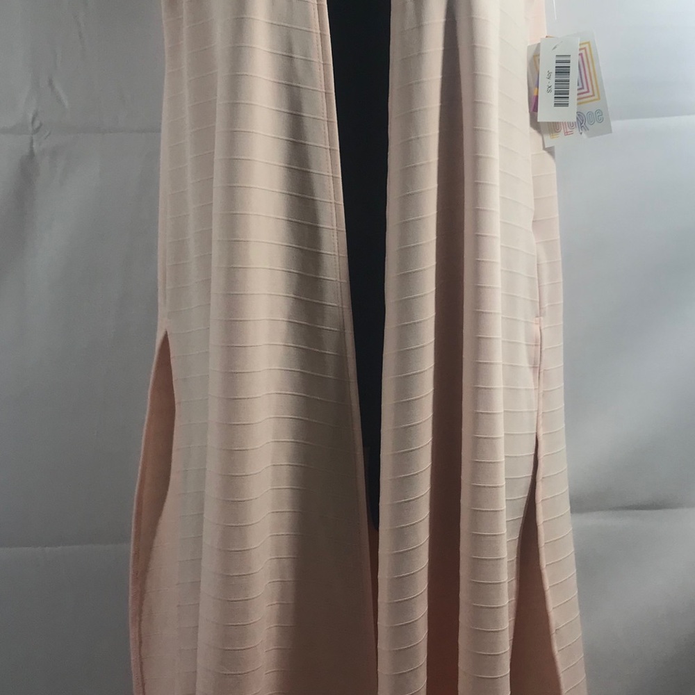 NWT! Brand New with tags LuLaRoe Sleeveless Cardigan Women’s Size XS. - Picture 2 of 7